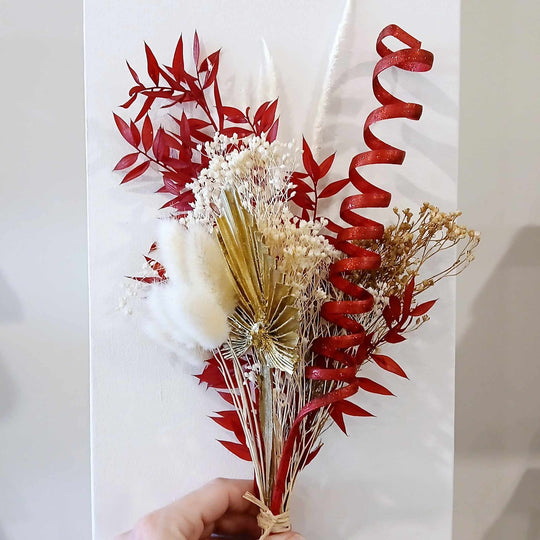 dried arrangement dried floral holiday centerpiece spring centerpiece christmas time floral workshop hands on workshop diy workshop dried floral workshop guelph spring bouquet workshops near me guelph workshops mothers day craft things to do with mom mothers day guelph