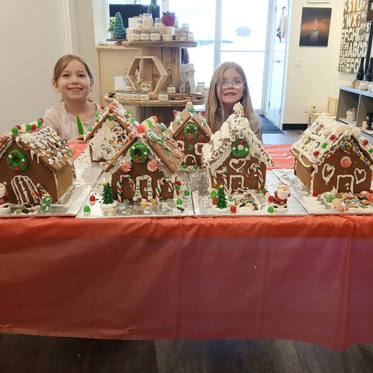 gingerbread decorating workshop