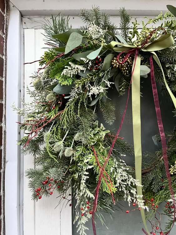 live green wreaths wreath making diy wreaths christmas wreaths christmas greens wreath workshop festive workshop holiday workshop guelph local business guelph downtown candles & beyond strawberry sunshine