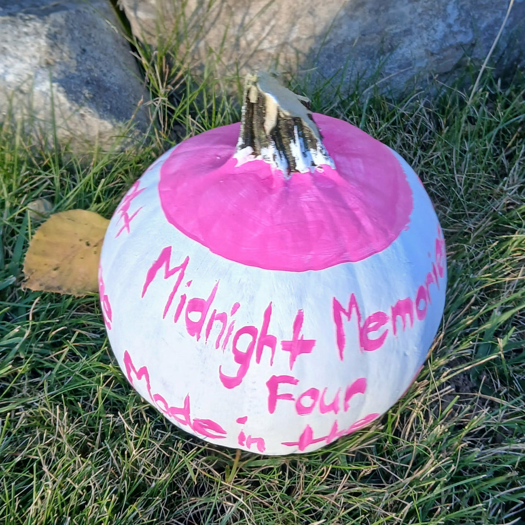kids pumpkin painting